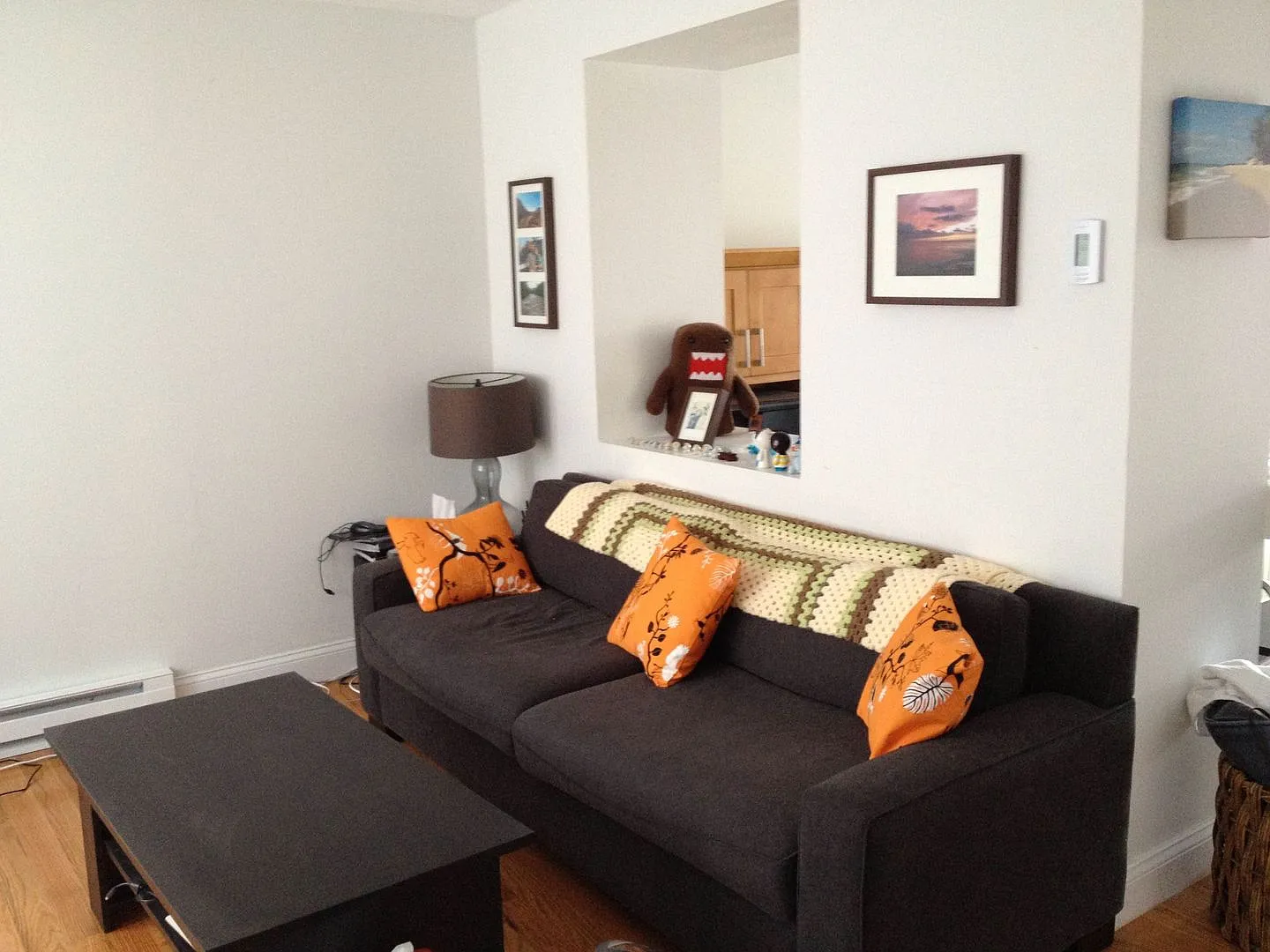 Great 2 Bedroom 1 Bath Close to the Green Line — Photo 3