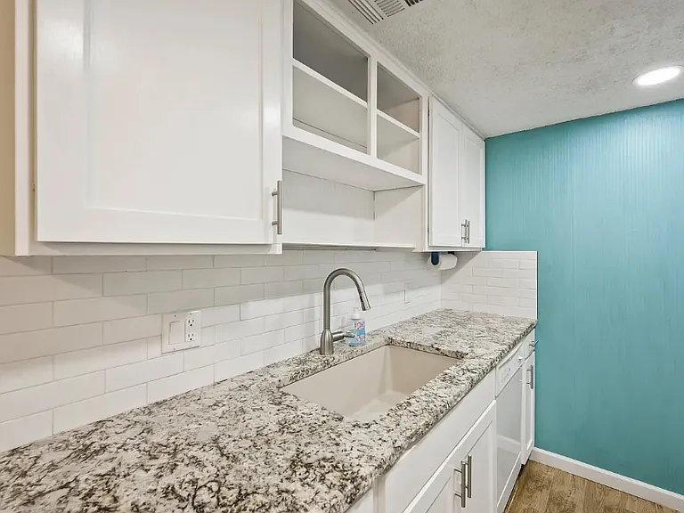 2801 S Juniper Ave #128 — Photo 3