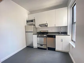 Rented by Nolita Group