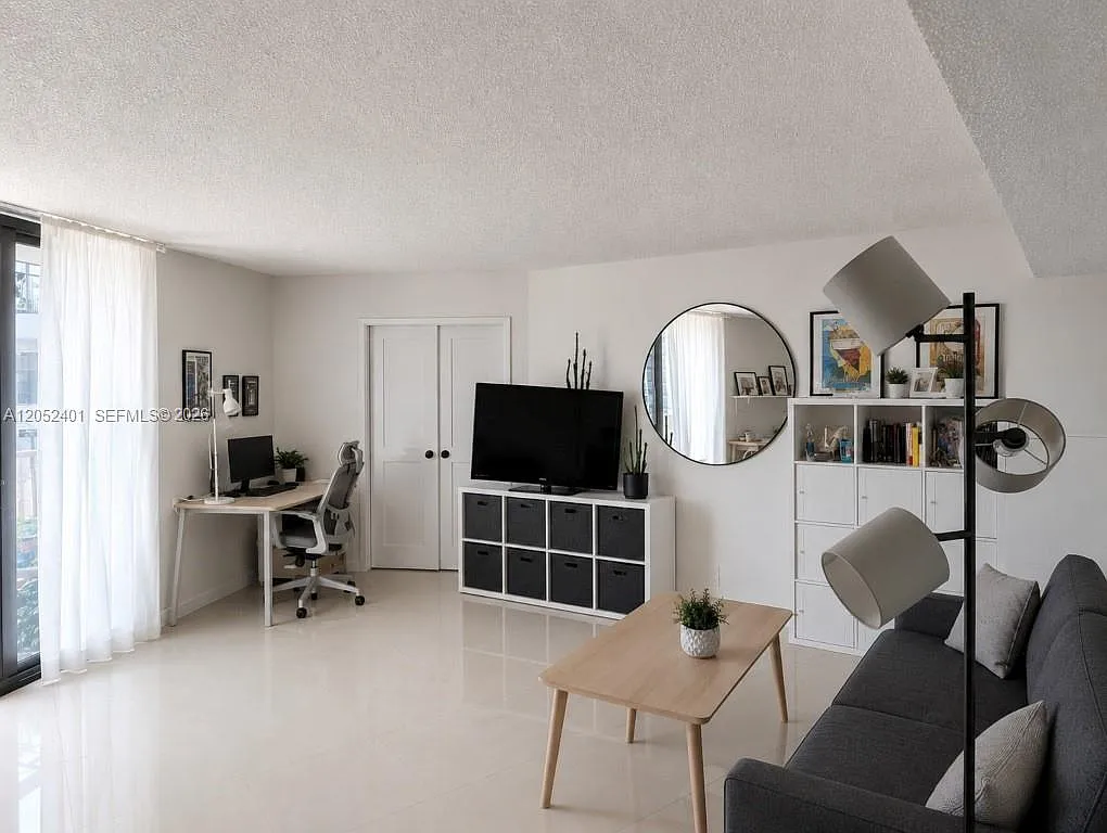 Indian Cr Cl Marina Condo — Photo 1