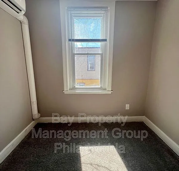 2022 W Toronto St — Photo 12