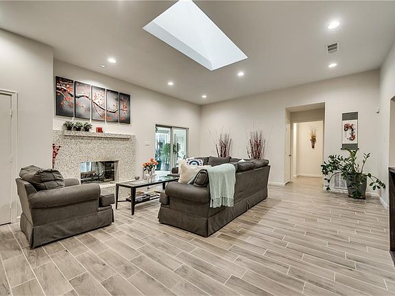 4th image of 6931 Echo Bluff Dr