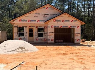 3261 Glade Dr, Milton, FL 32570