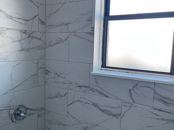 5th image of 3123 N Hamlin Ave APT 3C
