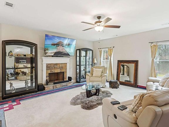 3rd image of 148 Benson Meadows Dr
