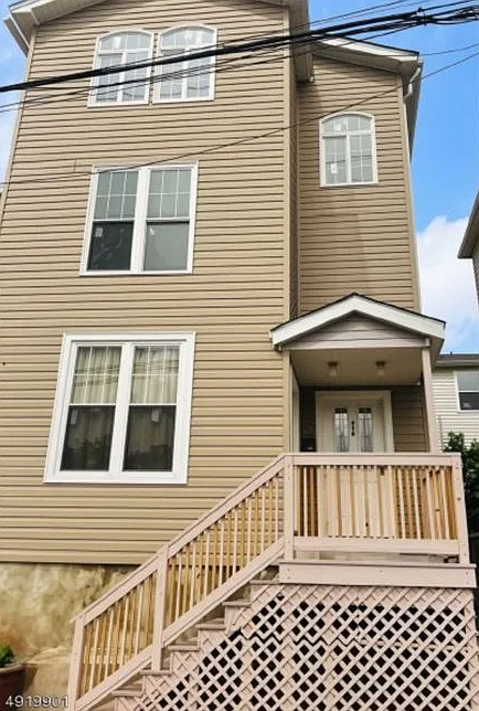456 Broadway St #2