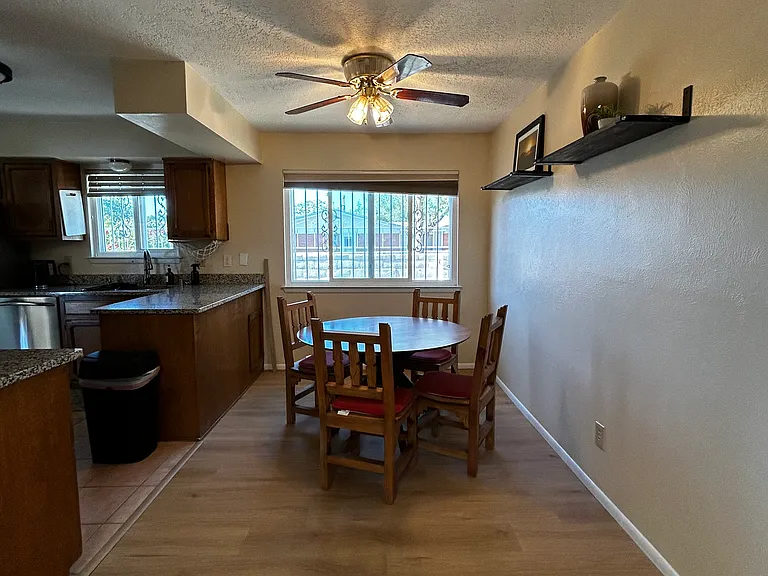 632 Ortiz Dr NE — Photo 7