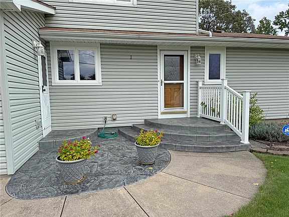 4th image of 1044 N Greece Rd