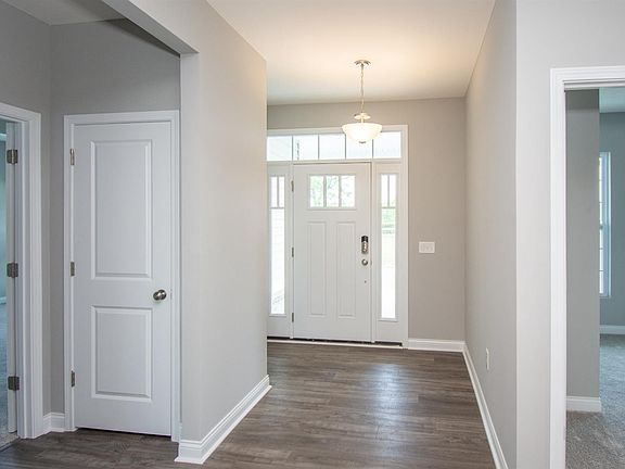 2nd image of 5038 Maiden Way #588