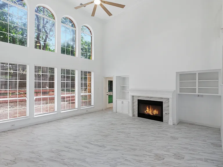 305 W Mill Valley Dr — Photo 17