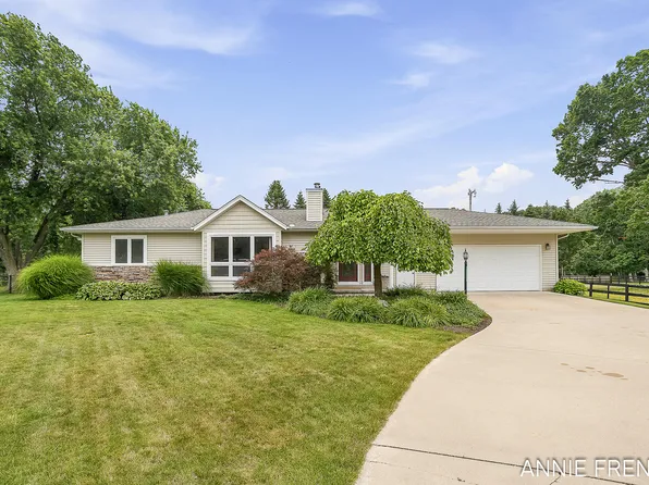 6390 147th Ave, Holland, MI 49423