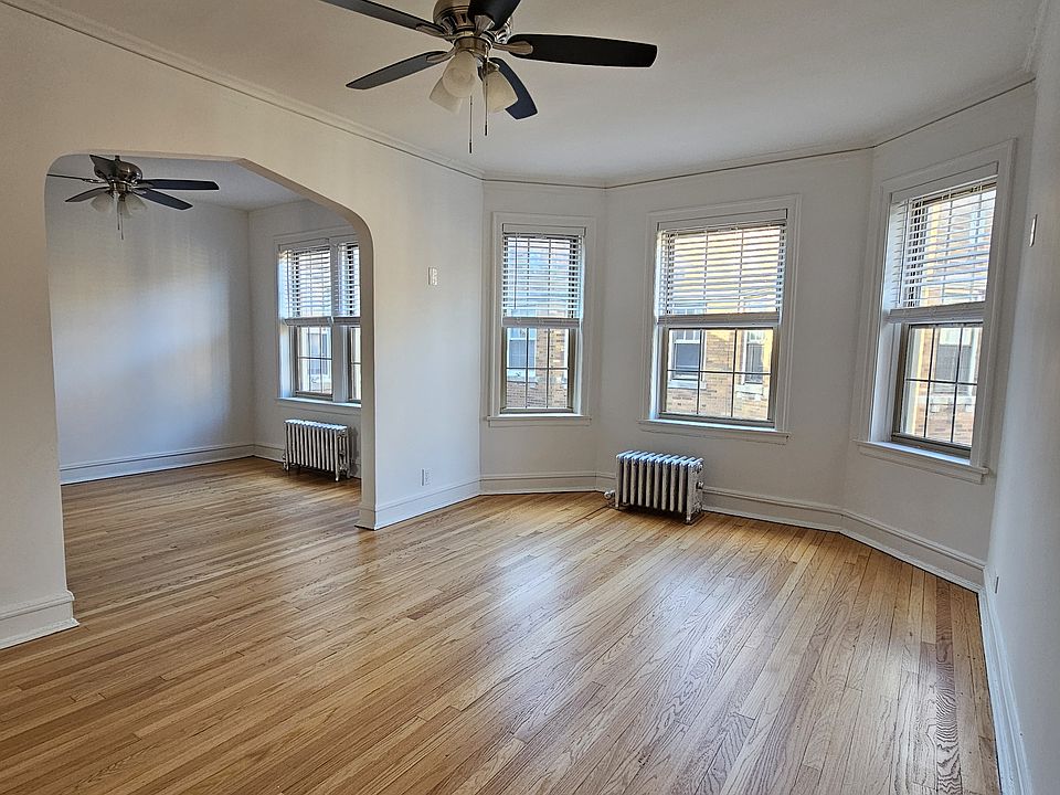 1st image of 1635 W Fargo Ave #3B
