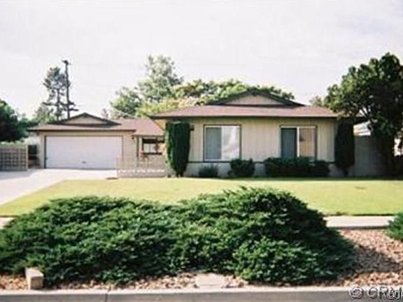 5th image of 624 E Cypress Ave