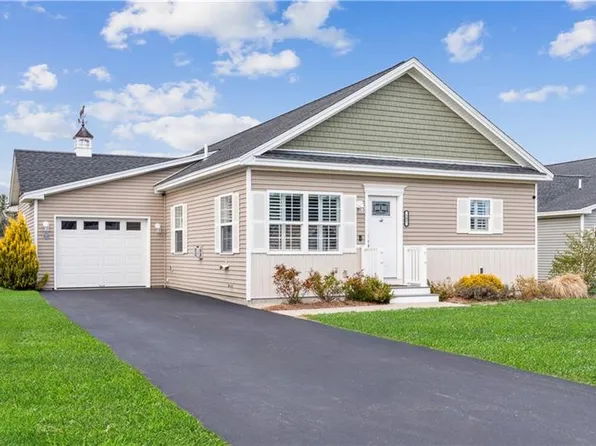 197 Chickadee Ln, South Kingstown, RI 02879
