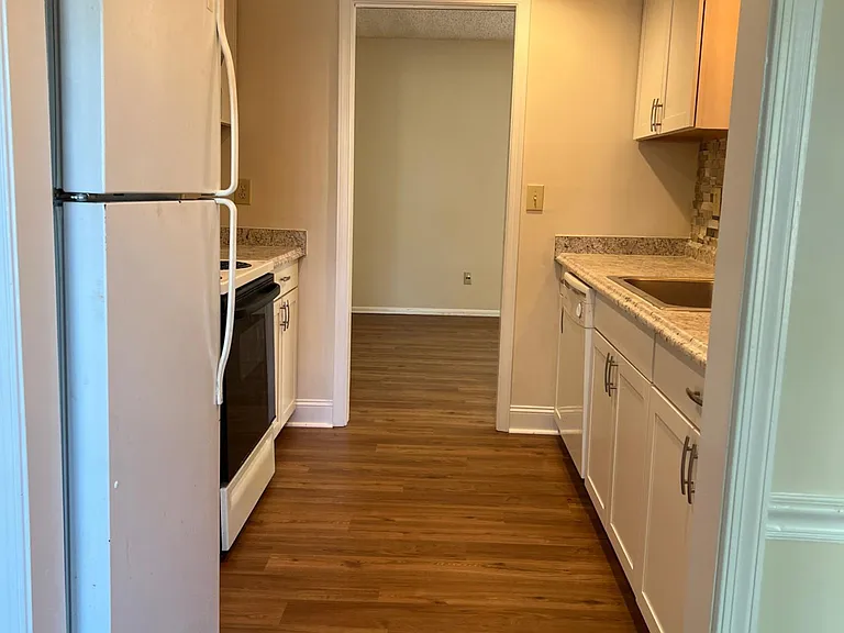 3925 E Valley Ct #G — Photo 12