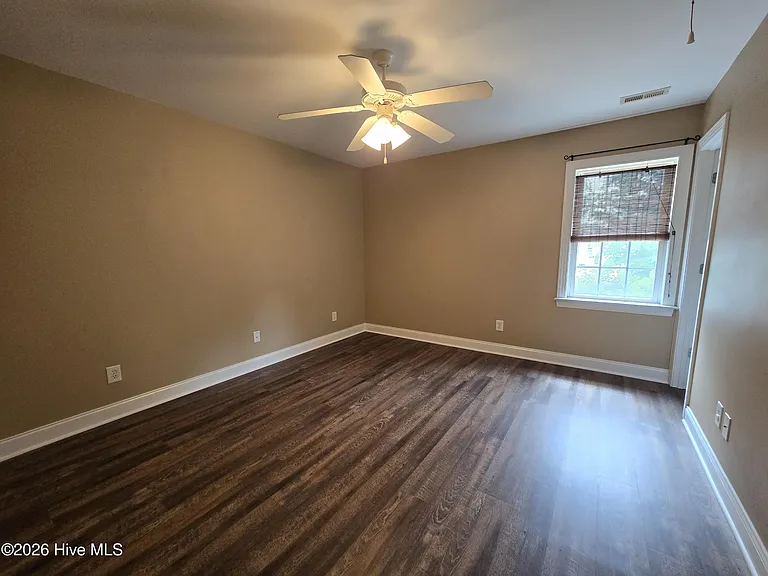 1932 Cambria Dr #A — Photo 15