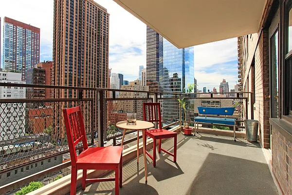 Sold by Corcoran | media 17