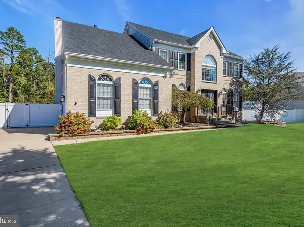 3 Dale Ct, Bayville, NJ 08721