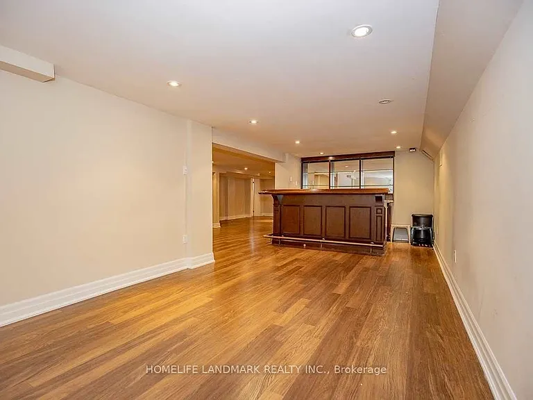 2301 Bennington Gate — Photo 32