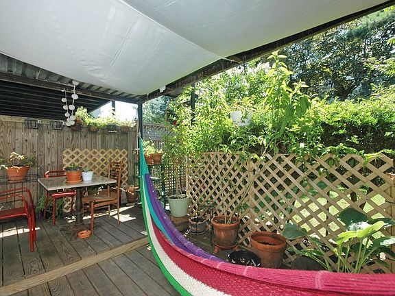 5th image of 516 8th St #1