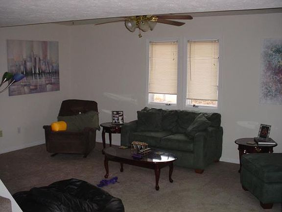 4th image of 15270 W 200th St