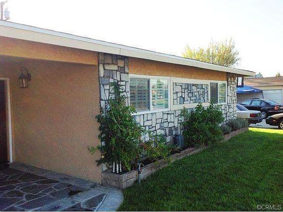 3rd image of 9049 Buckeye Dr