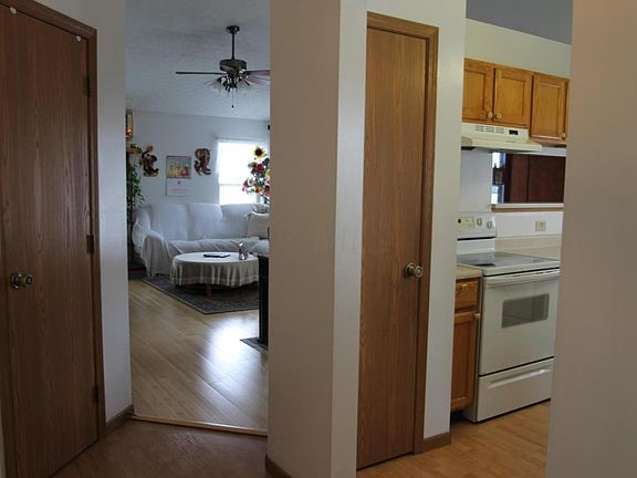 2nd image of 435 Grandlin Park Dr