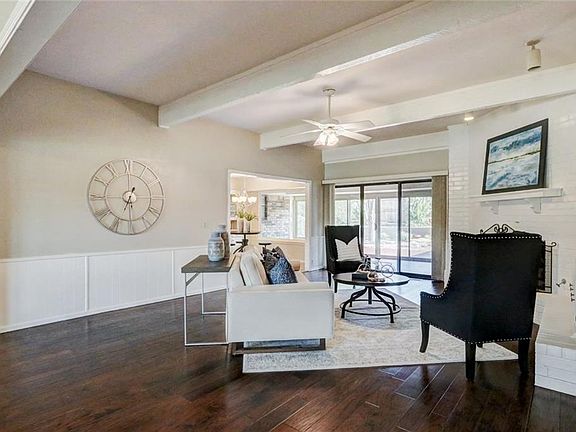 4th image of 4309 Windsong Way
