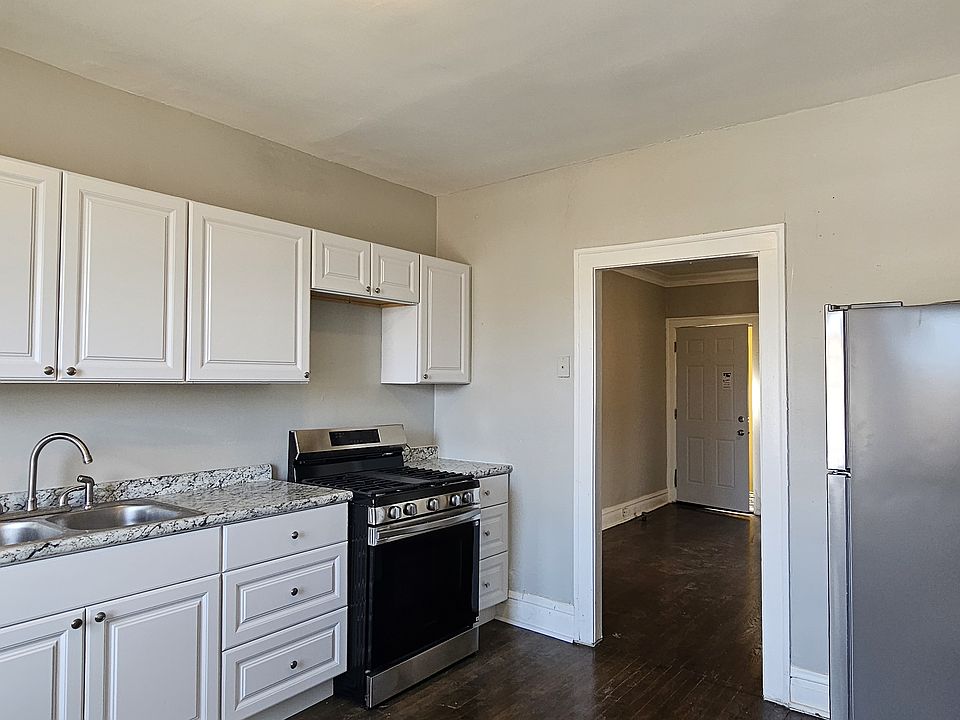 1st image of 5006 W 16th St #2E