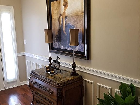 4th image of 128 Fox Run Dr