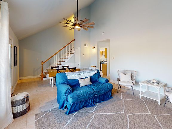 2nd image of 106 Sunridge Park