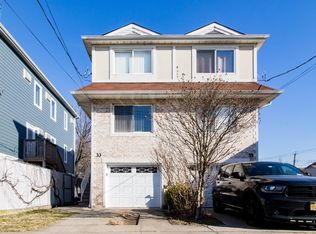 33 Mapleton Ave, Staten Island, NY 10306