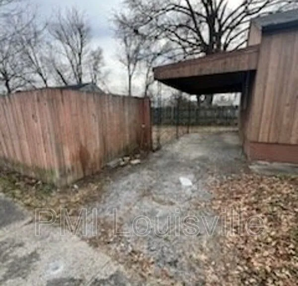 3901 Peachtree Ave — Photo 18