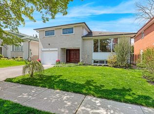 6 Munford Cres, Toronto, ON M4B 1C1