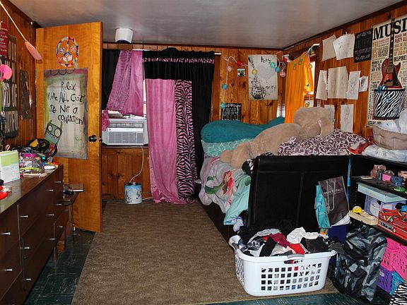 4th image of 3714 Stone Ave