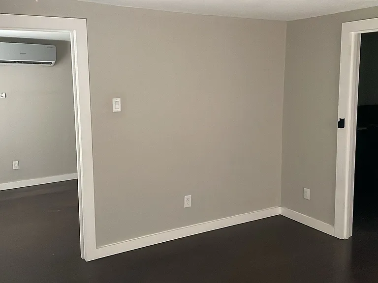 235 Gabriel #4 — Photo 7