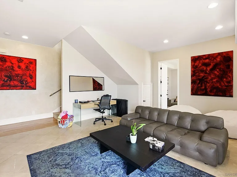 1011 Avenida Amantea — Photo 51