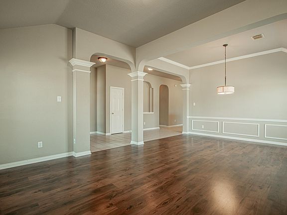 5th image of 10525 Melrose Ln