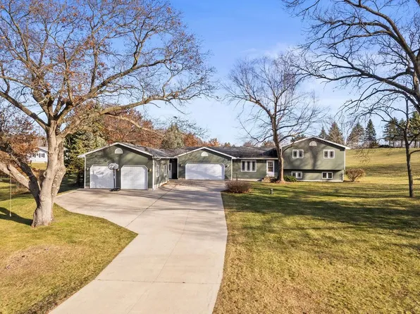 N6786 Jonathan Drive, Pardeeville, WI 53954