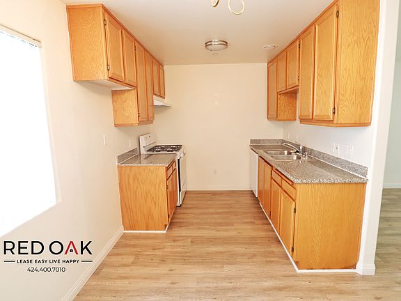 4th image of 326 S Westlake Ave APT 104