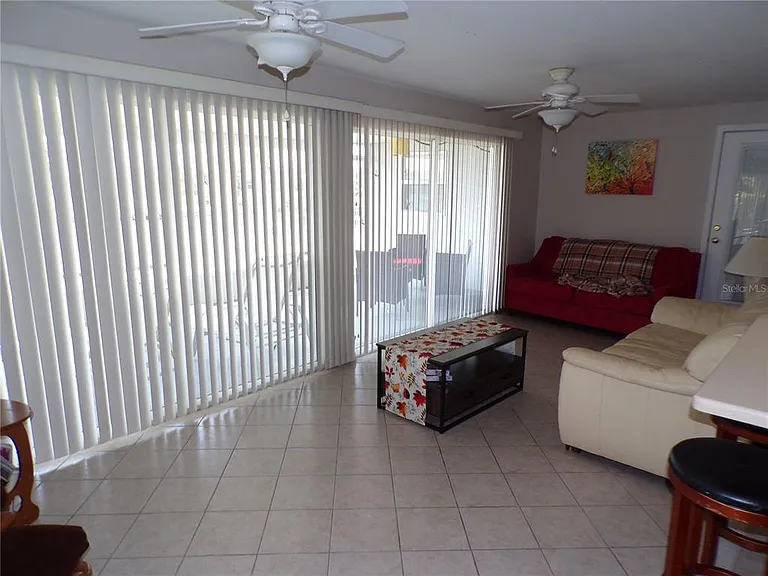 182 Chelsea Ct NW — Photo 13