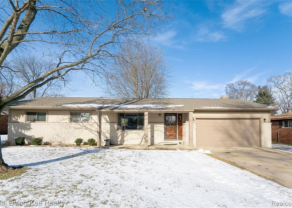 1st image of 4601 Maeder St