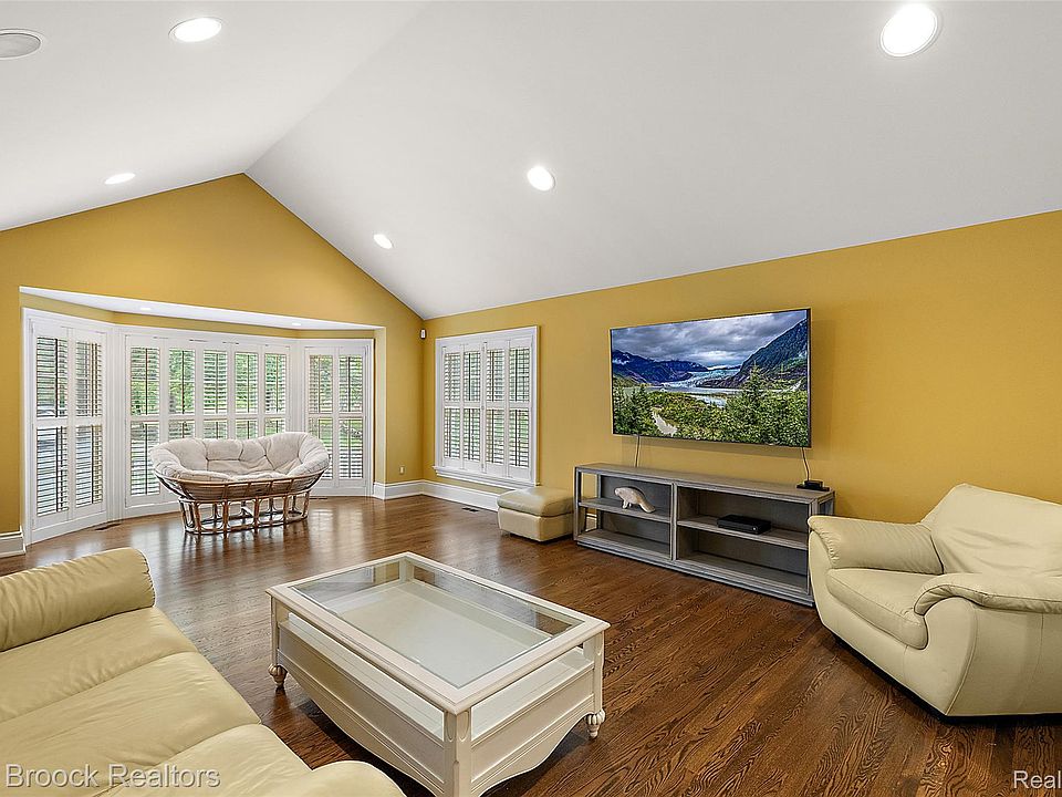 760 Lone Pine Rd, photo 20