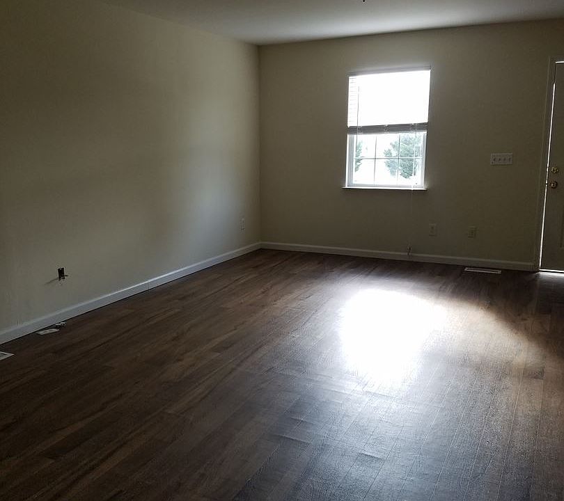 2nd image of 2193 Old Harrison Pike NW APT 1