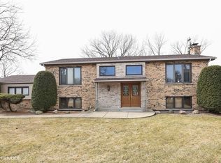 464 Mulberry Ln, Wood Dale, IL 60191