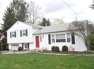 10 Watson St, Cortlandt Manor, NY 10567