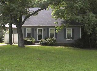 2113 Murrayhill Rd UNIT B, Greensboro, NC 27403