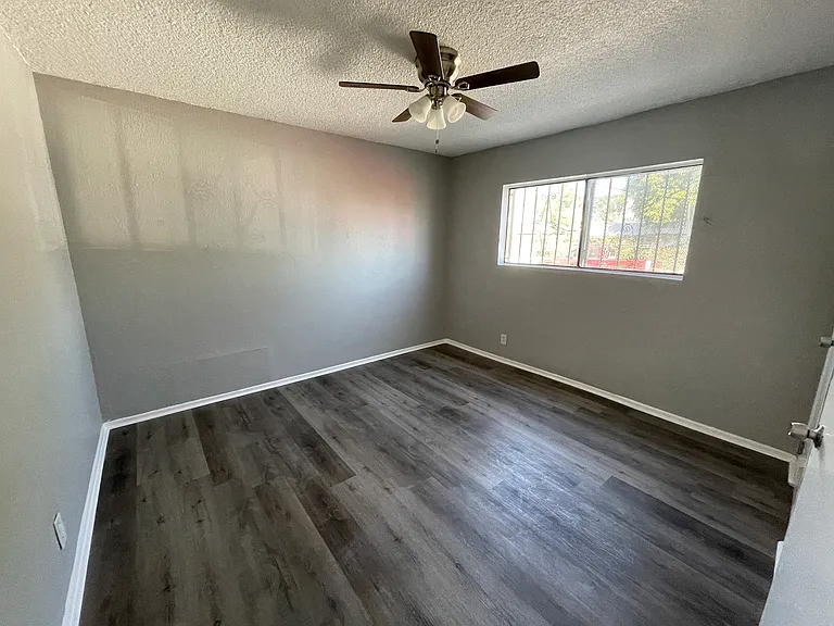 1705 E Kay St #2 — Photo 12