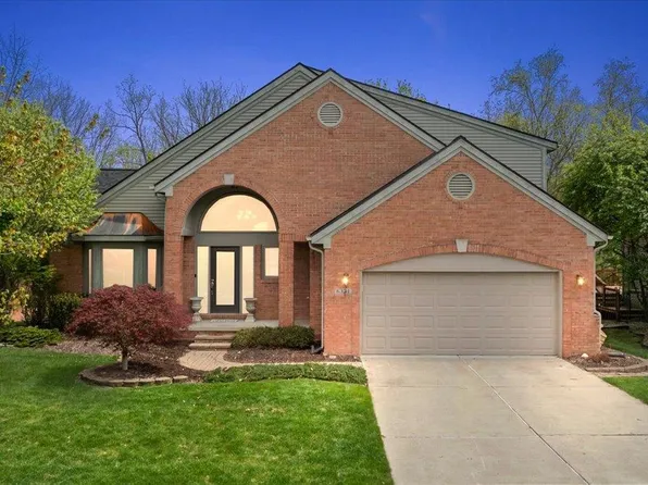 43316 Ashbury Dr, Novi, MI 48375