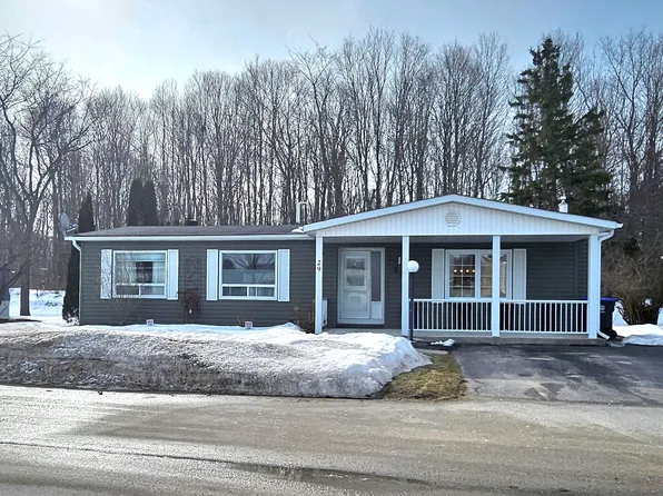29 Corner Brook Trl, Innisfil, ON L9S 1P5